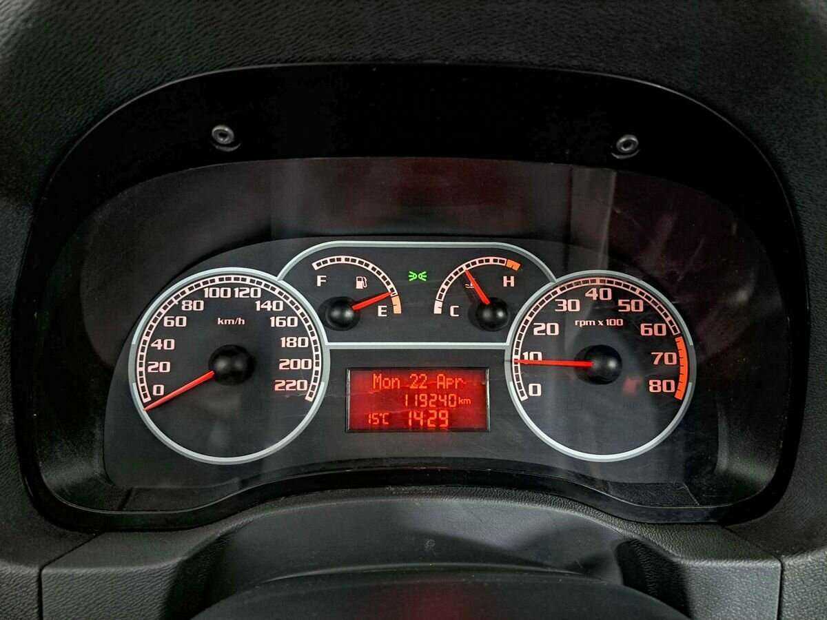 Б/У Фиат Альбеа 2010 года. Фото: #10