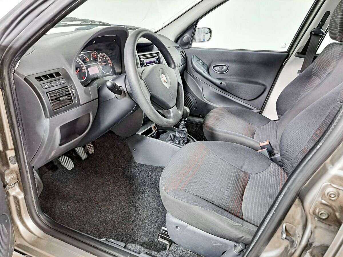 Б/У Фиат Альбеа 2010 года. Фото: #13