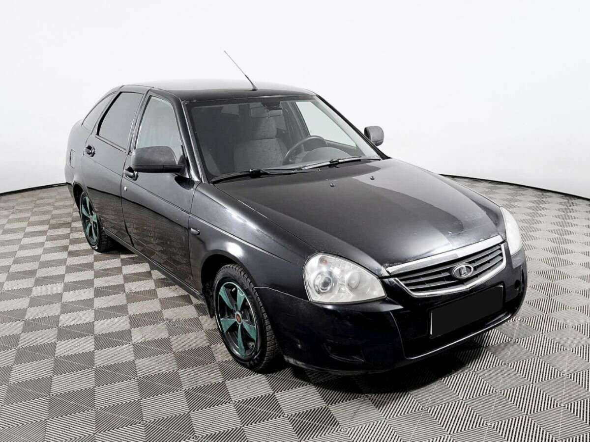 Б/У Лада (ВАЗ) Приора 2013 года. Фото: #2