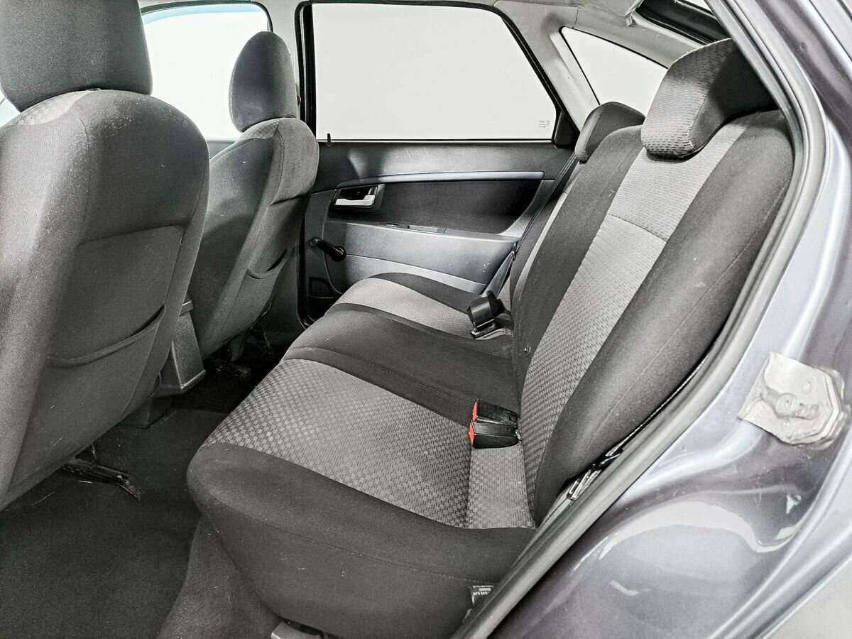 Б/У Лада (ВАЗ) Приора 2013 года. Фото: #9