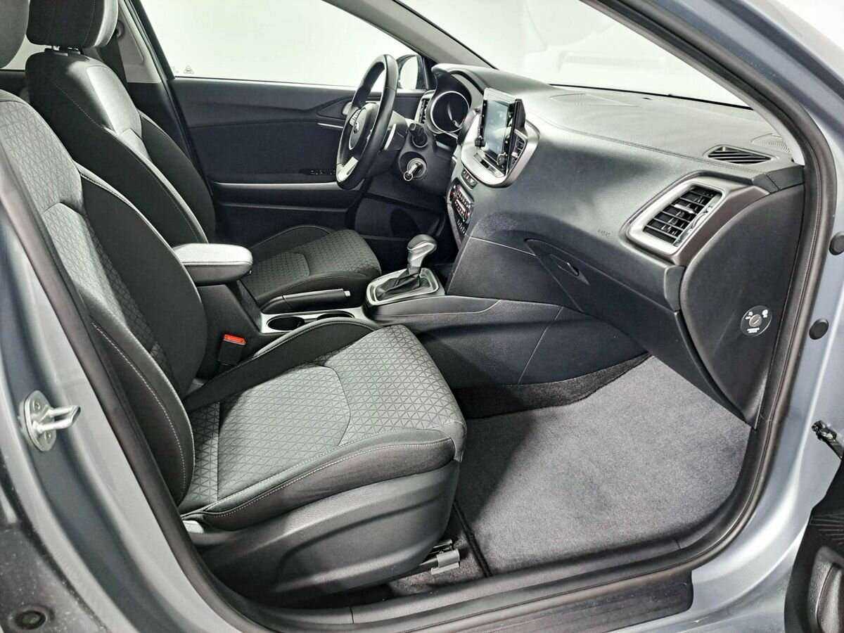 Б/У Киа Сид 2020 года. Фото: #8