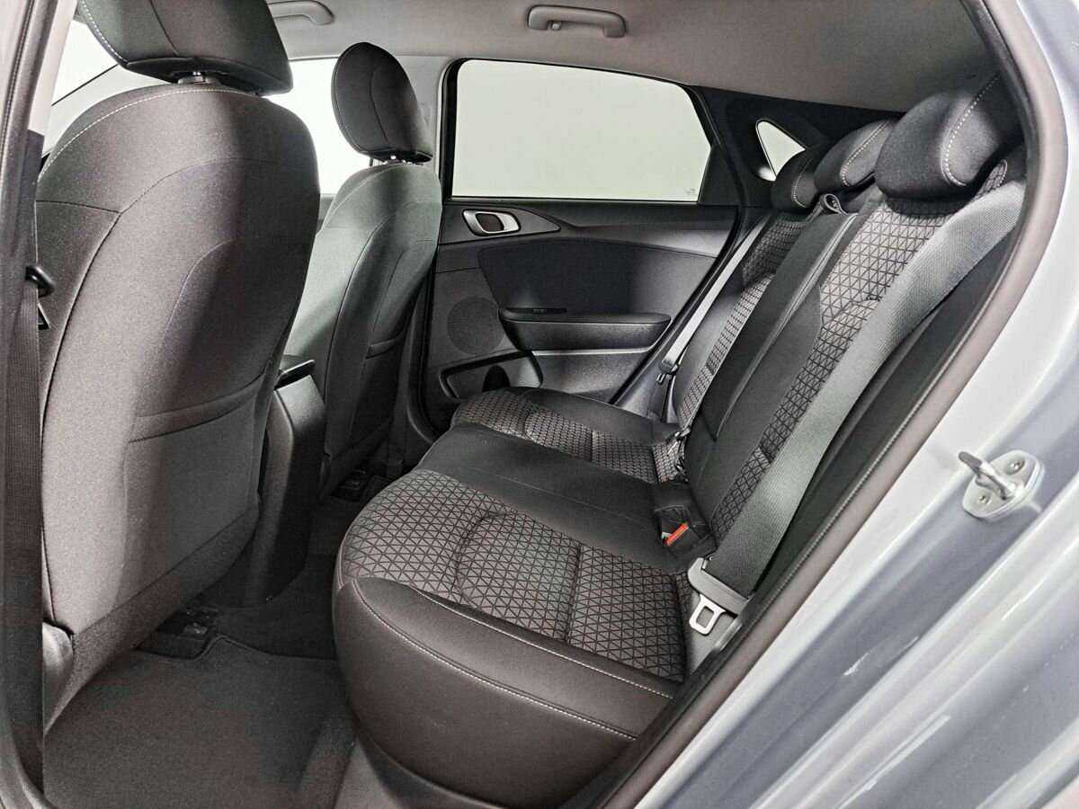 Б/У Киа Сид 2020 года. Фото: #9