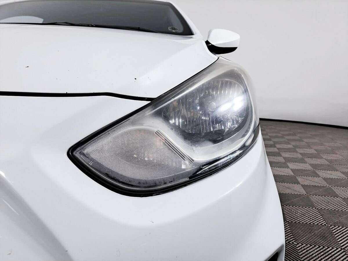 Б/У Хендай Солярис 2013 года. Фото: #16