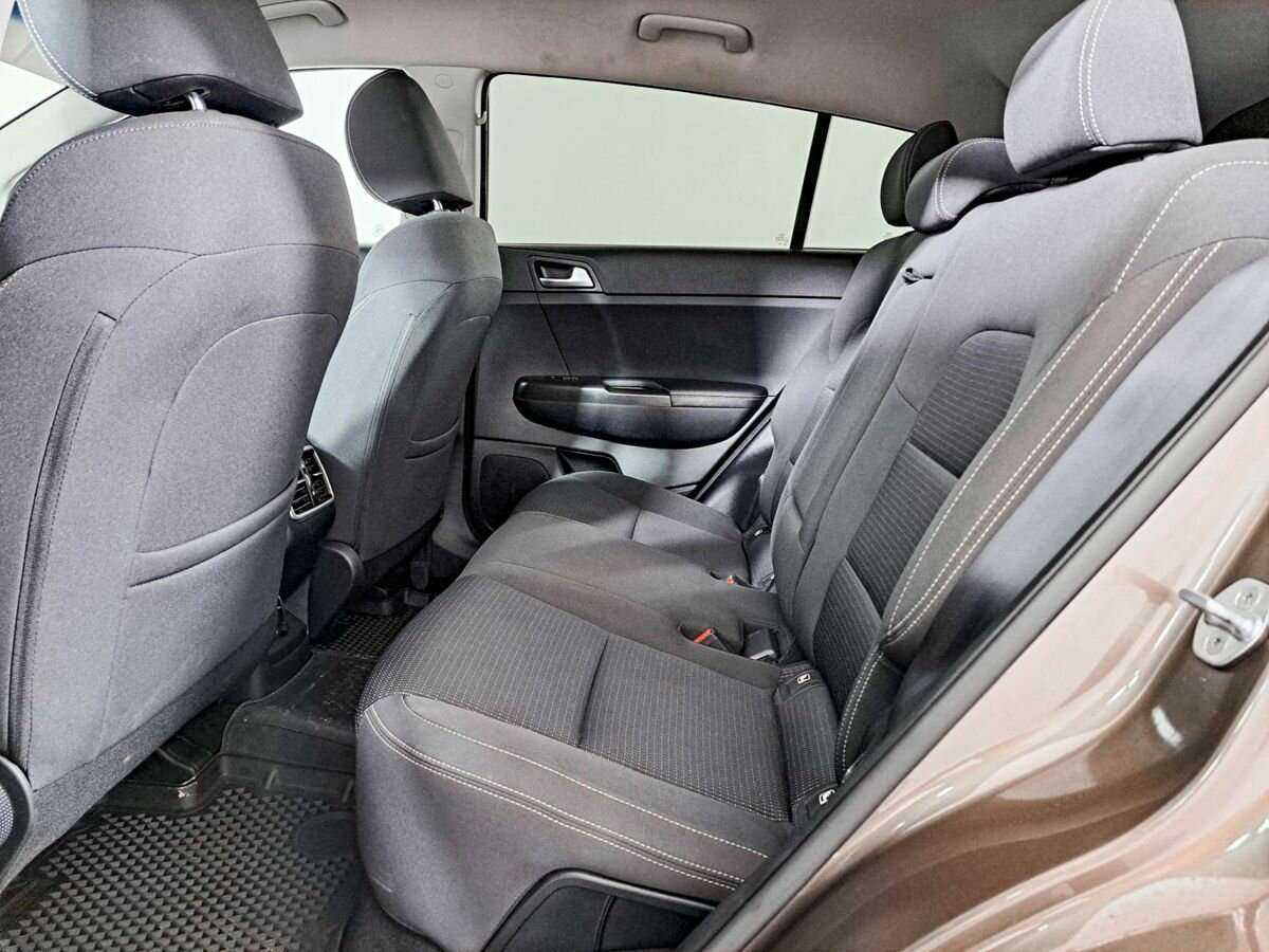 Б/У Киа Спортейдж 2018 года. Фото: #9