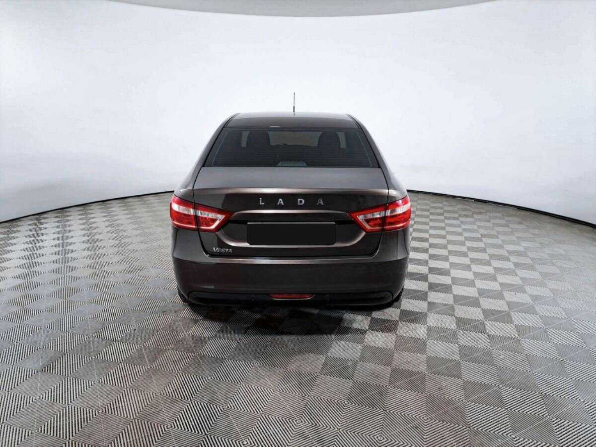 Б/У Лада (ВАЗ) Веста 2018 года. Фото: #5