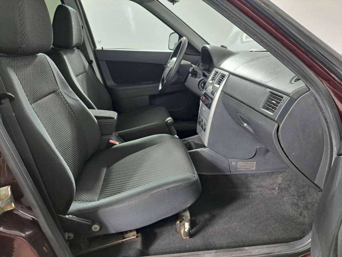 Б/У Лада (ВАЗ) Приора 2012 года. Фото: #8