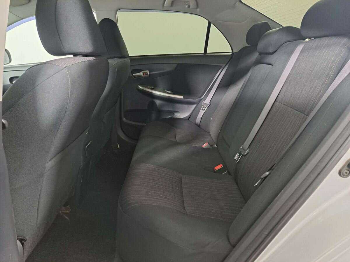 Б/У Тойота Королла 2008 года. Фото: #9