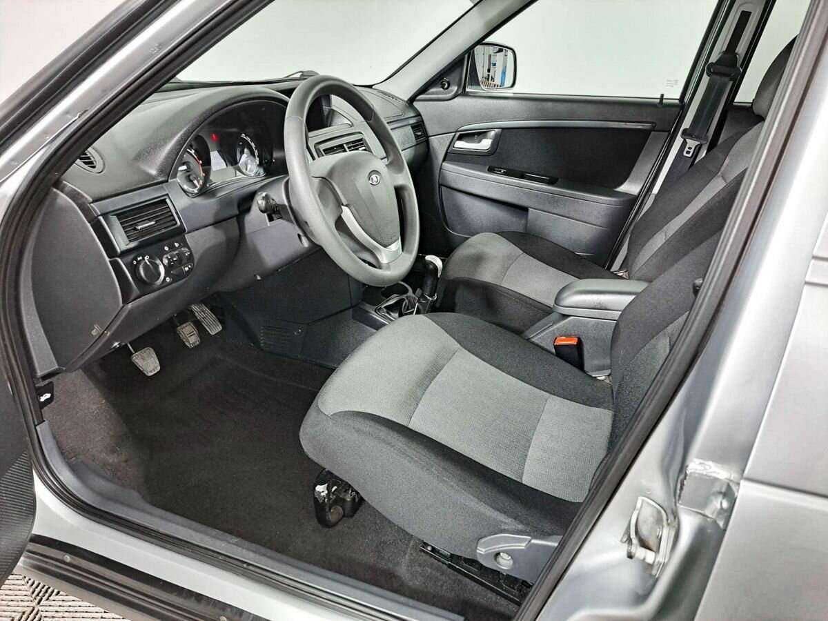 Б/У Лада (ВАЗ) Приора 2017 года. Фото: #13