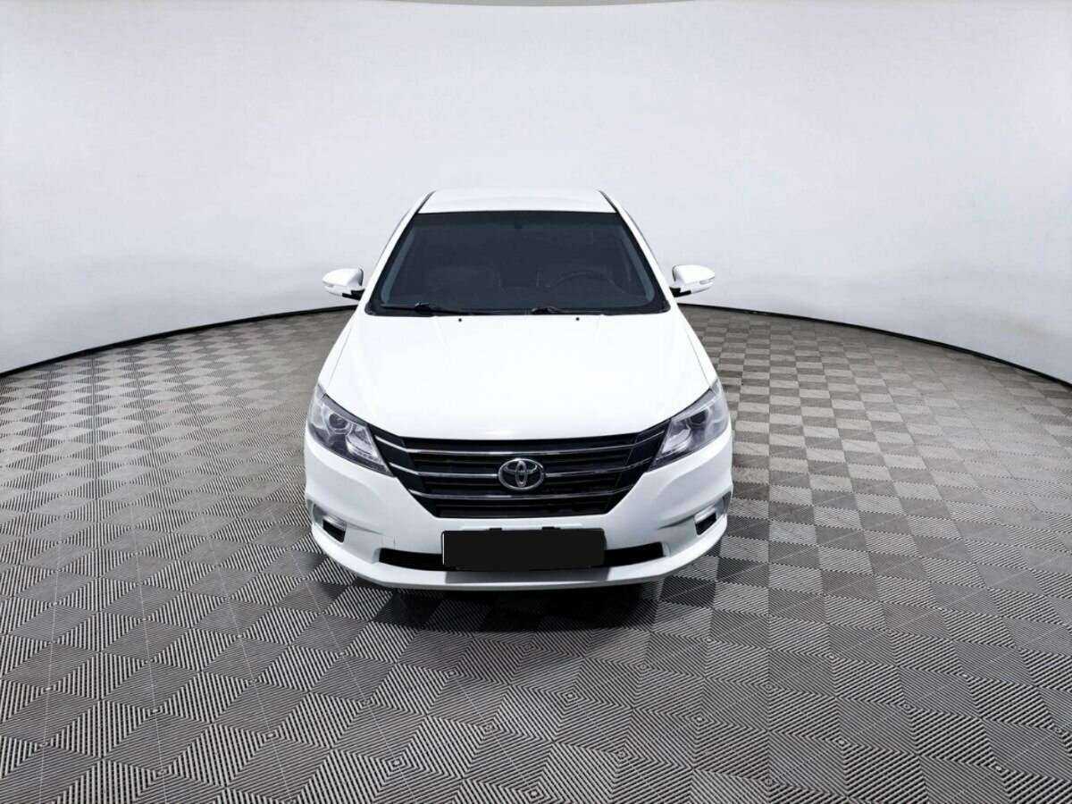 Б/У Лифан Солано 2016 года. Фото: #1