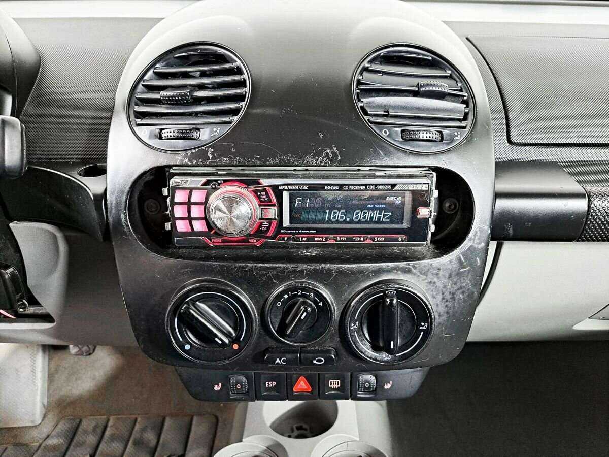 Б/У Фольксваген Битл 1998 года. Фото: #12