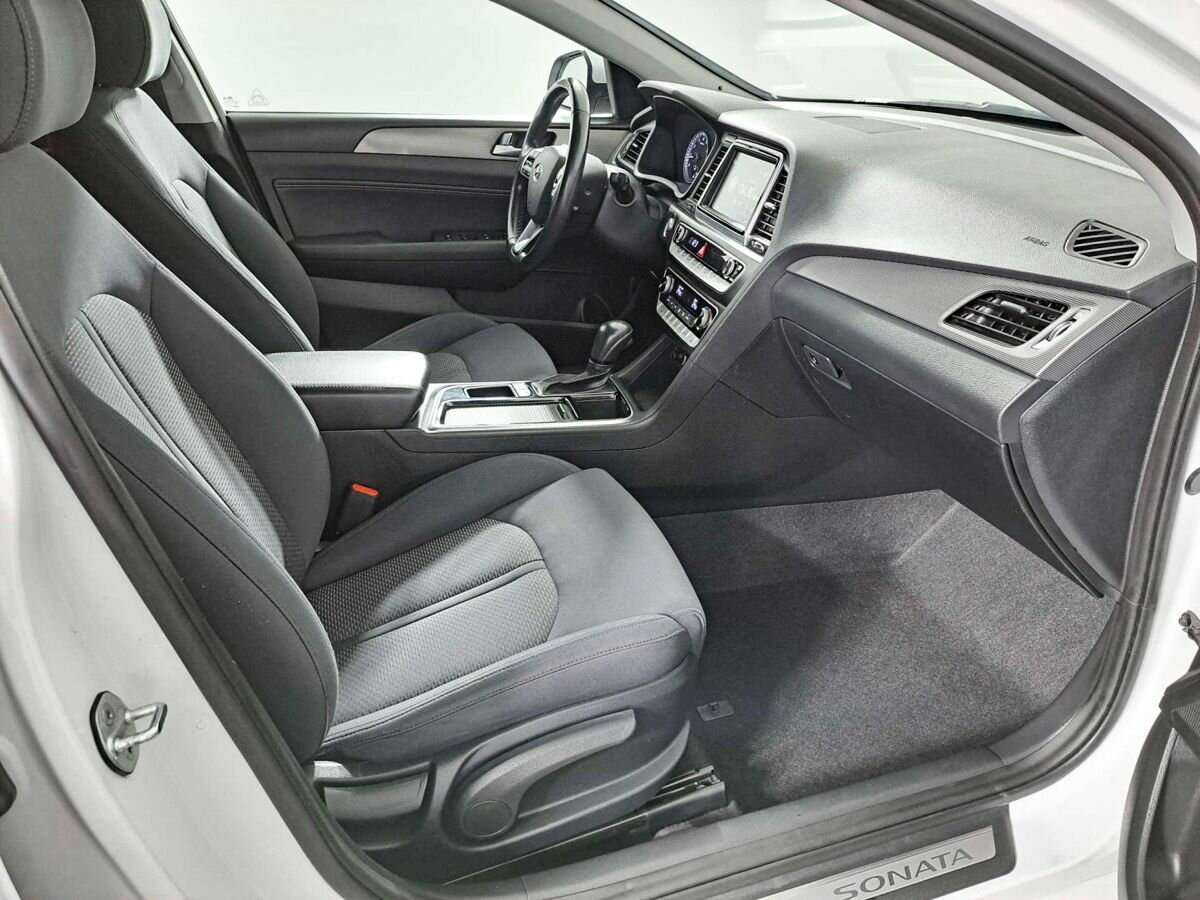 Б/У Хендай Соната 2018 года. Фото: #8