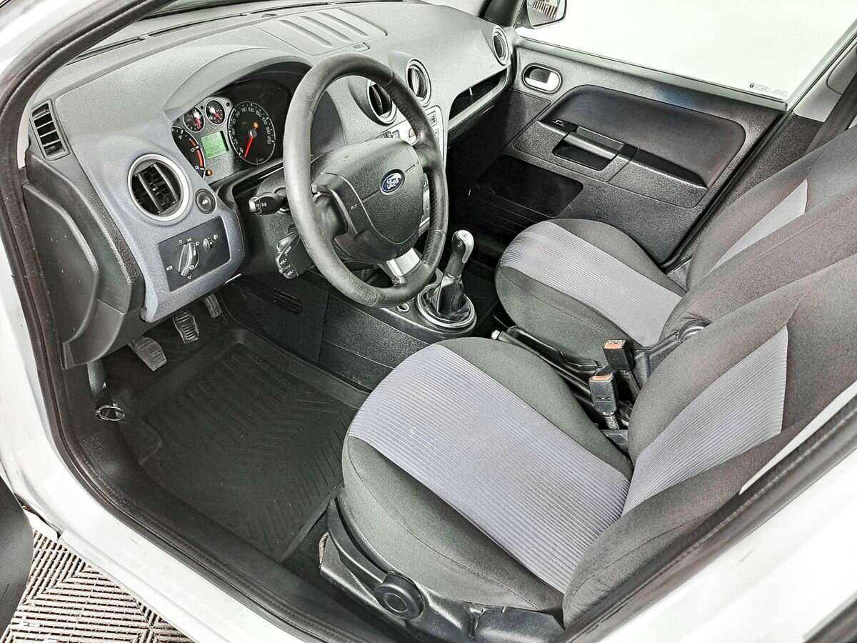 Б/У Форд Фьюжн 2009 года. Фото: #13