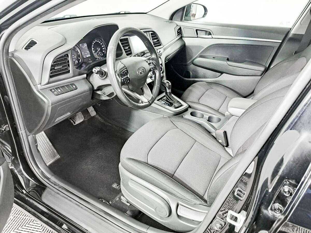 Б/У Хендай Елантра 2019 года. Фото: #12