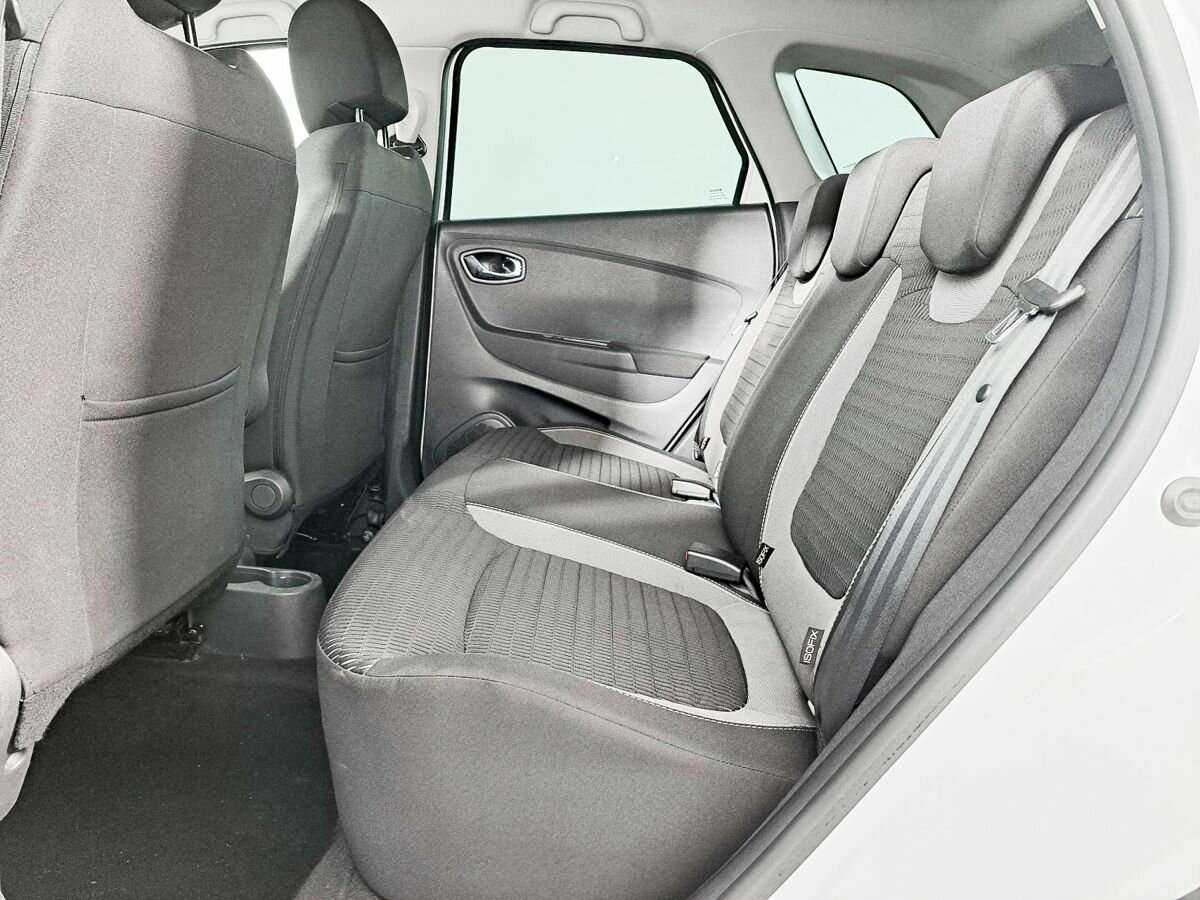 Б/У Рено Каптюр 2017 года. Фото: #11