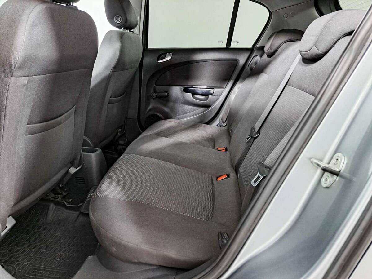 Б/У Опель Корса 2012 года. Фото: #9