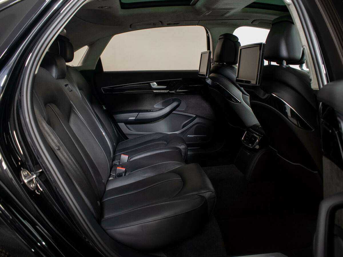 Б/У Ауди А8 2016 года. Фото: #7