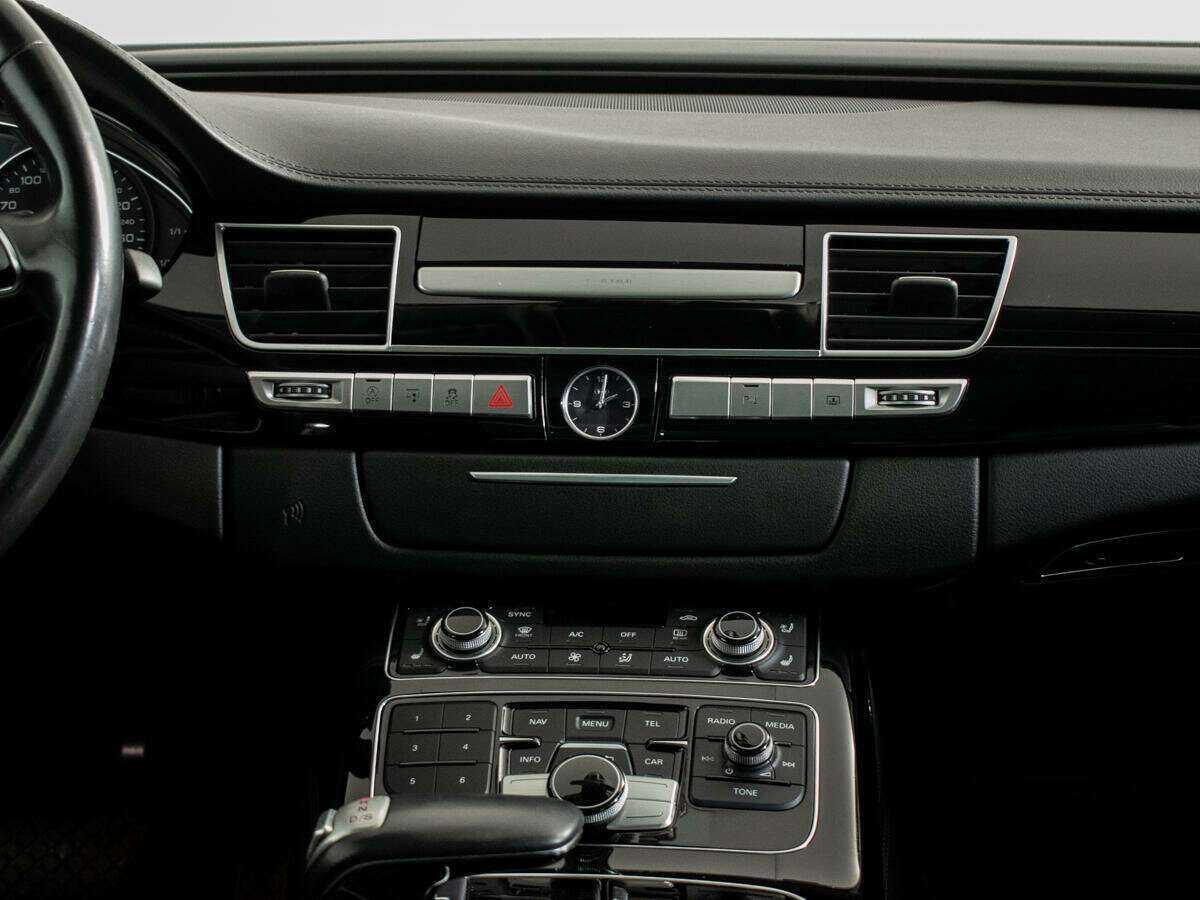 Б/У Ауди А8 2016 года. Фото: #8