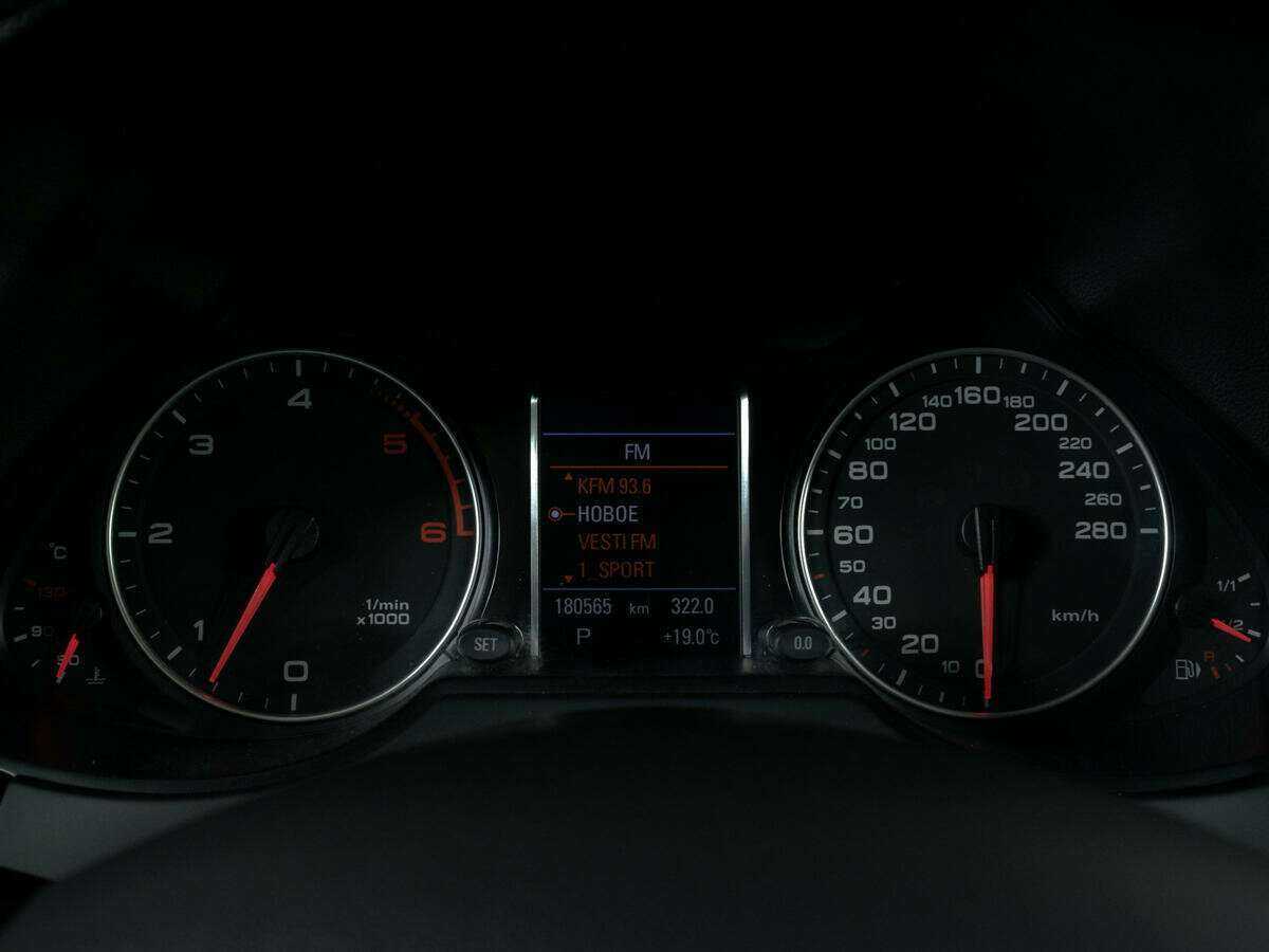 Б/У Ауди К5 2009 года. Фото: #13