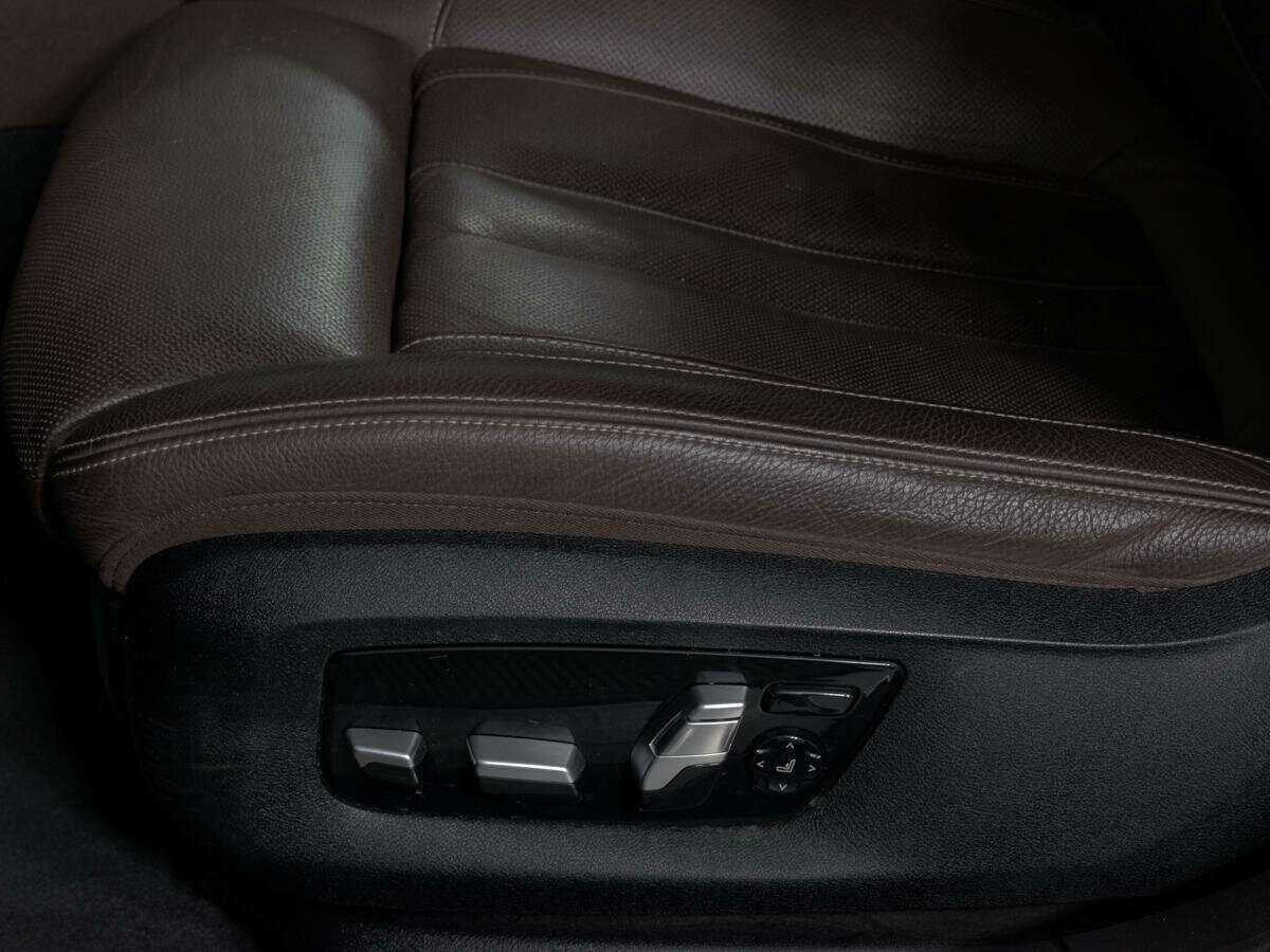 Б/У БМВ 7 серии 2020 года. Фото: #21