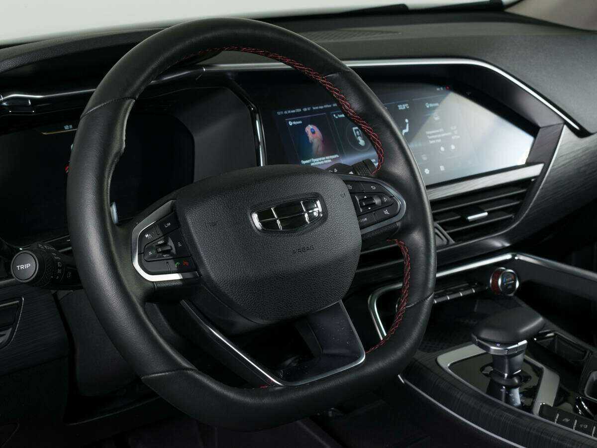 Б/У Джили Тугелла 2022 года. Фото: #11