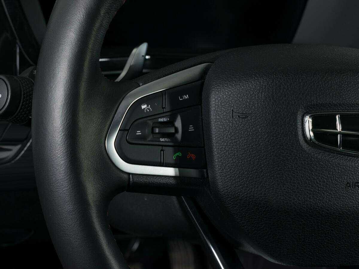 Б/У Джили Тугелла 2022 года. Фото: #12