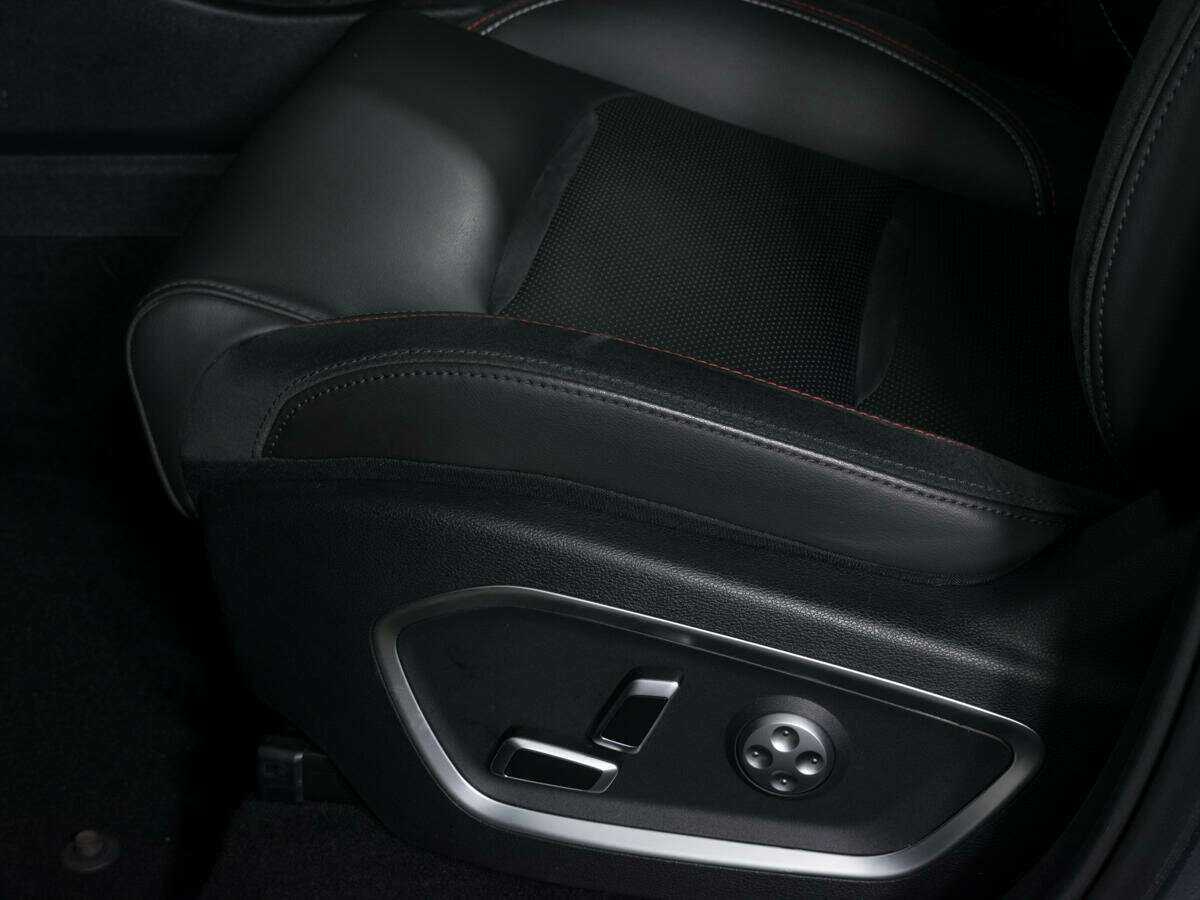 Б/У Джили Тугелла 2022 года. Фото: #14