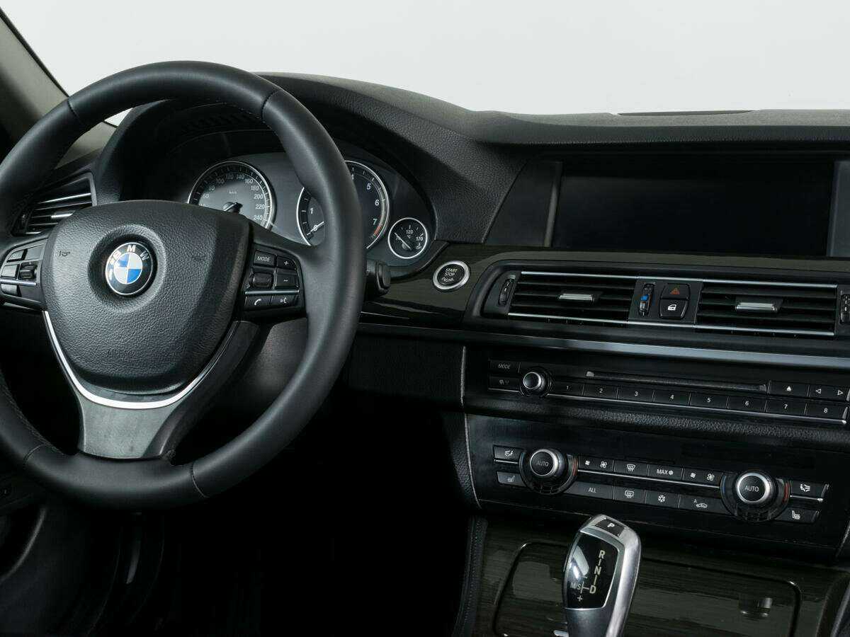 Б/У БМВ 5 серии 2011 года. Фото: #9