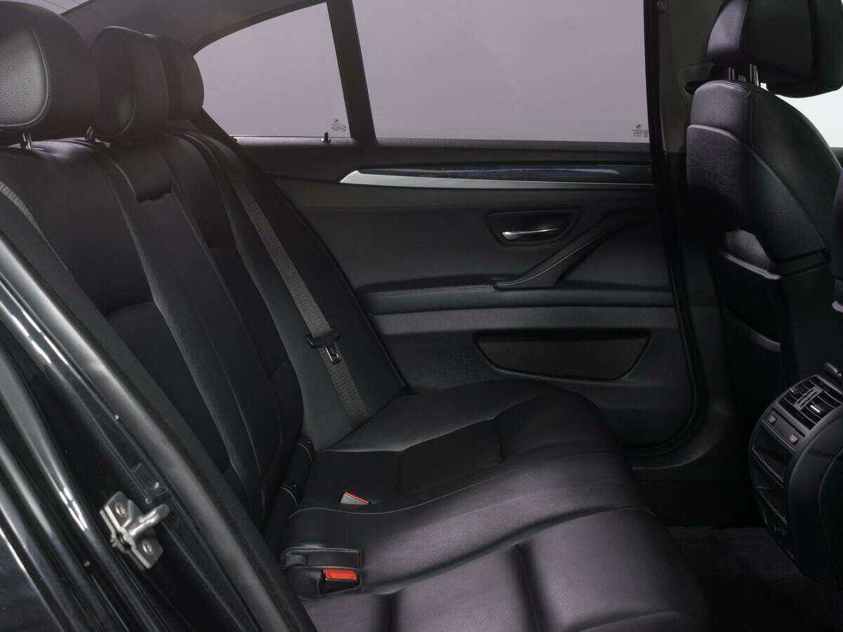 Б/У БМВ 5 серии 2011 года. Фото: #10