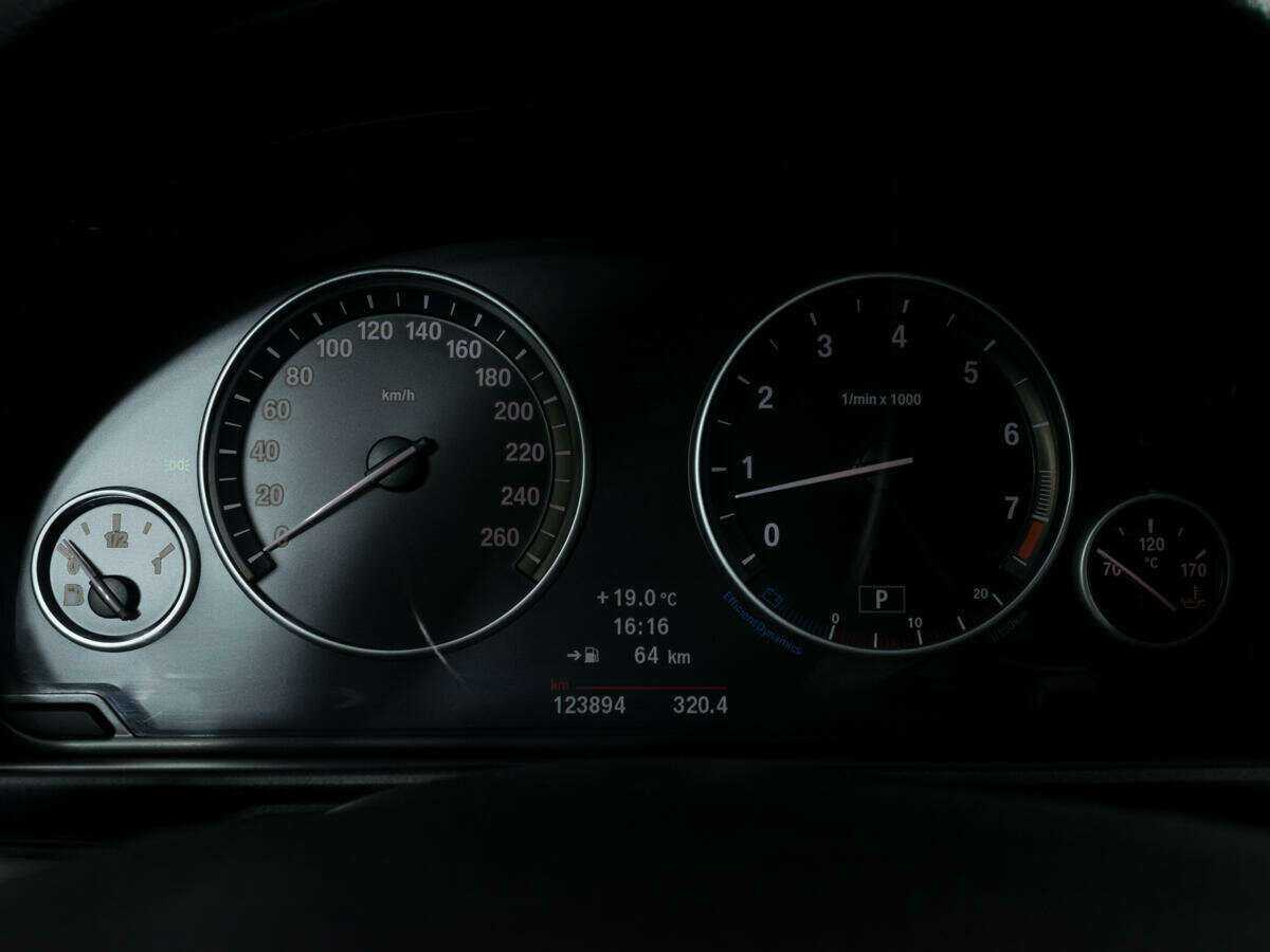 Б/У БМВ 5 серии 2011 года. Фото: #12