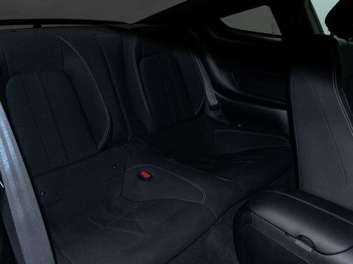 Б/У Форд Мустанг 2021 года. Фото: #10