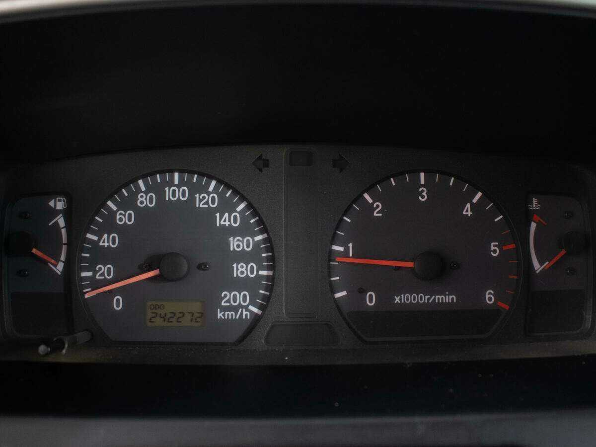 Б/У Митсубиши Паджеро Спорт 2008 года. Фото: #5