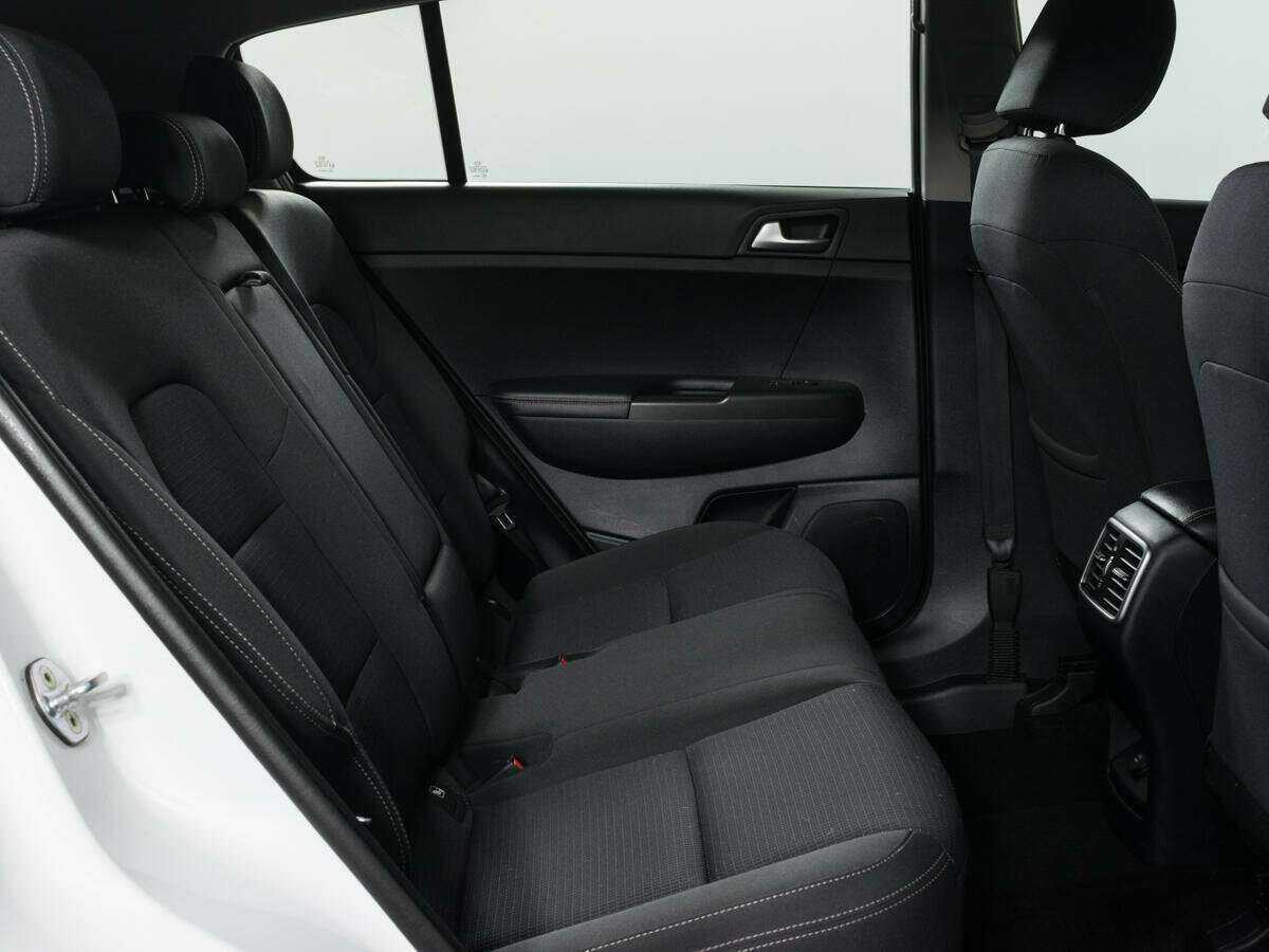 Б/У Киа Спортейдж 2018 года. Фото: #11