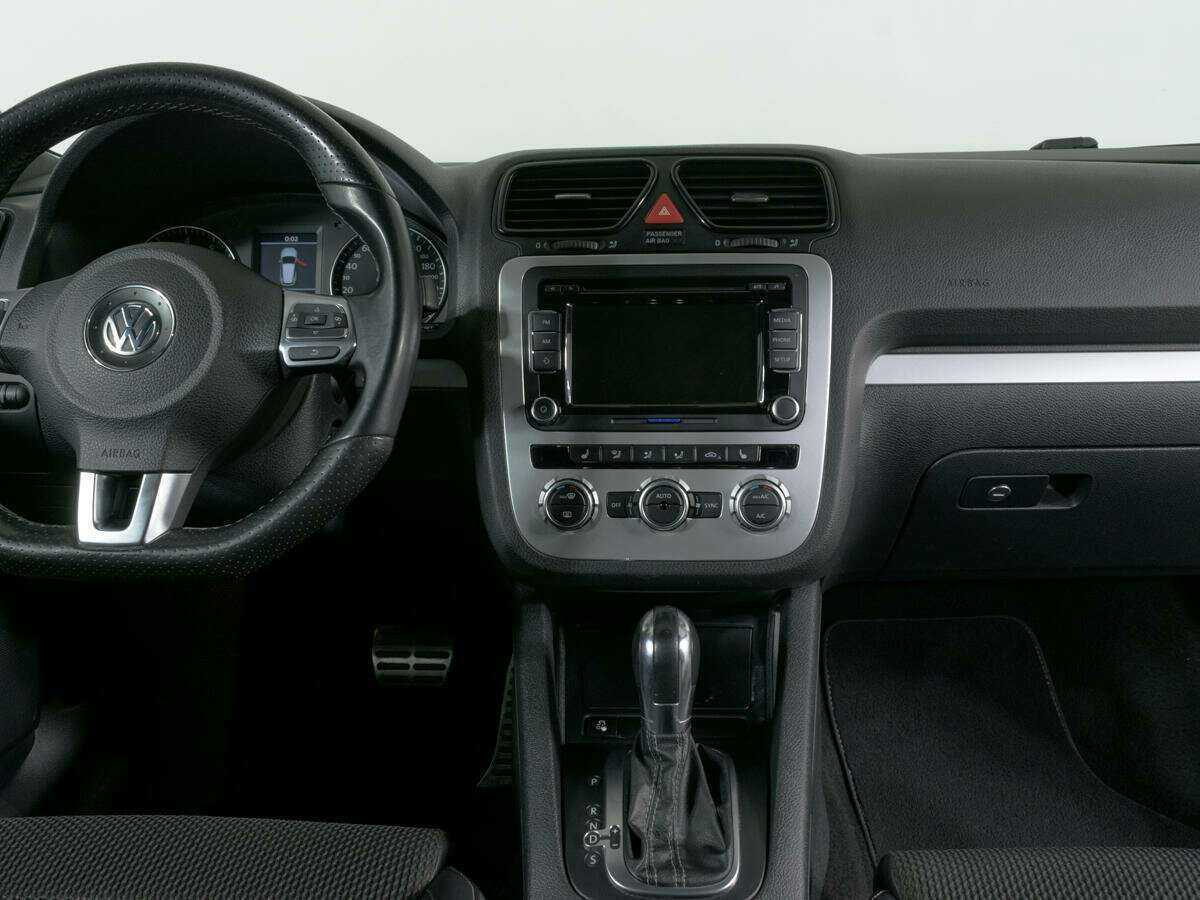 Б/У Фольксваген Сирокко 2013 года. Фото: #9