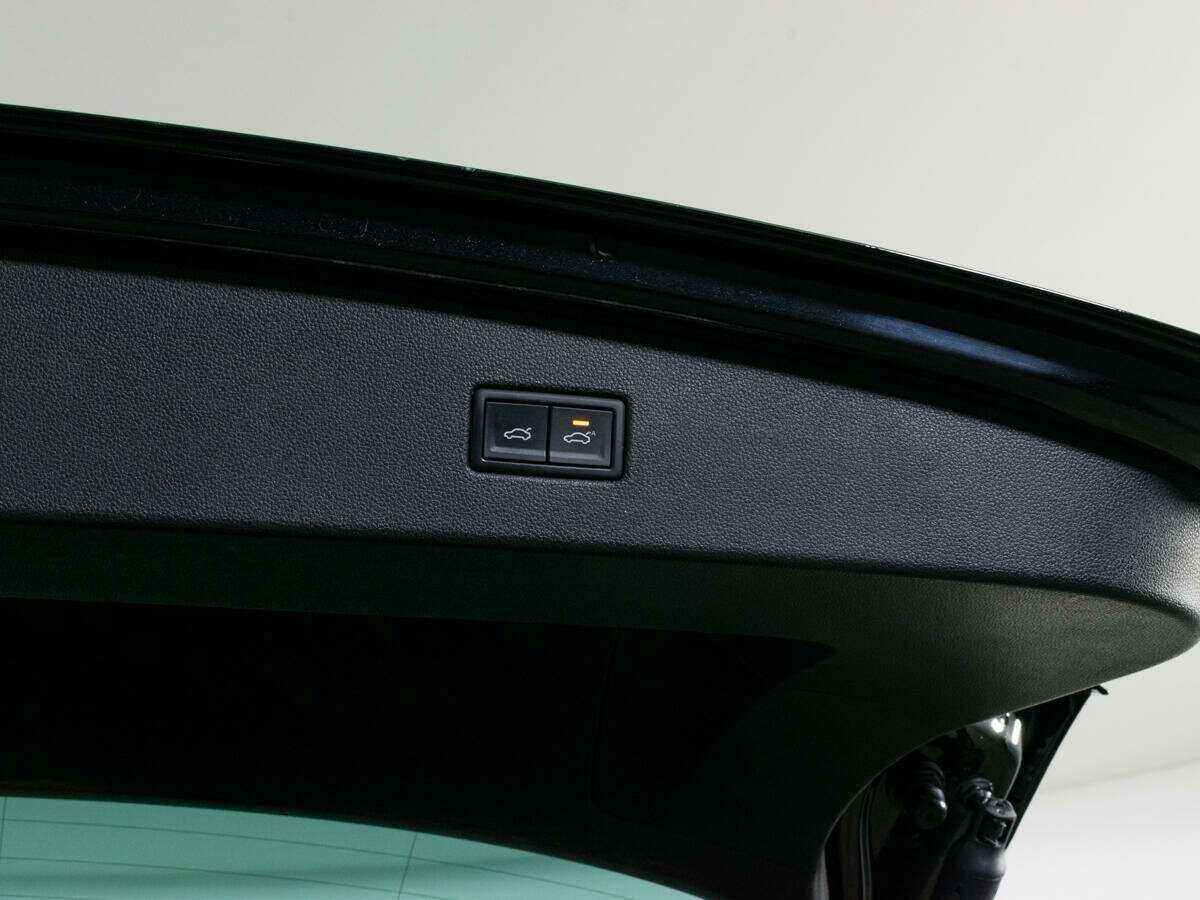 Б/У Фольксваген Тигуан 2021 года. Фото: #8