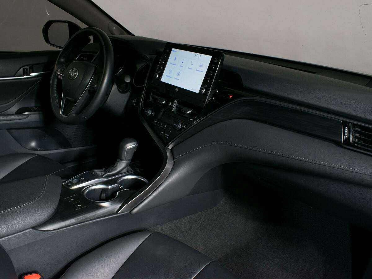 Б/У Тойота Камри 2021 года. Фото: #7