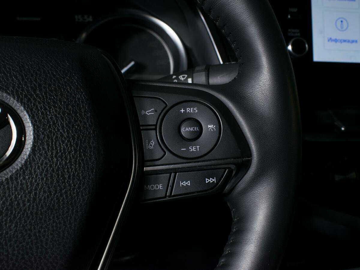 Б/У Тойота Камри 2021 года. Фото: #13