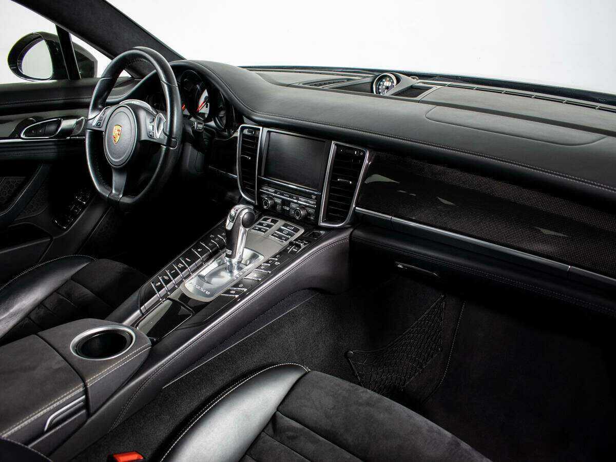 Б/У Порш Панамера 2015 года. Фото: #6