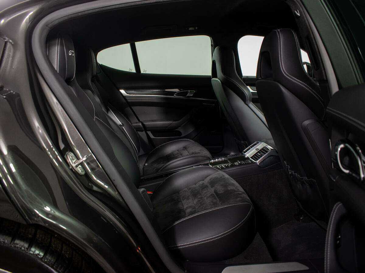 Б/У Порш Панамера 2015 года. Фото: #7