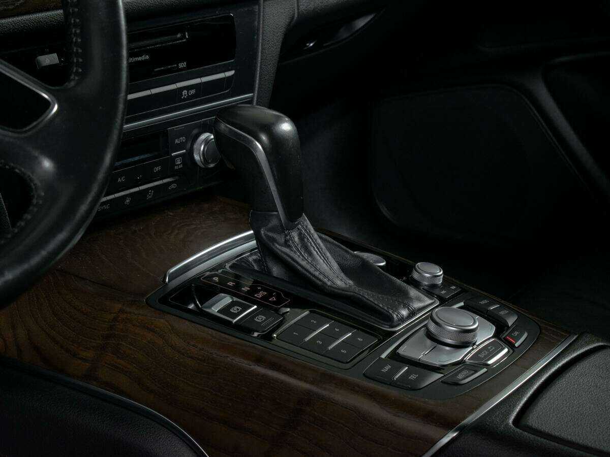 Б/У Ауди А6 2015 года. Фото: #15