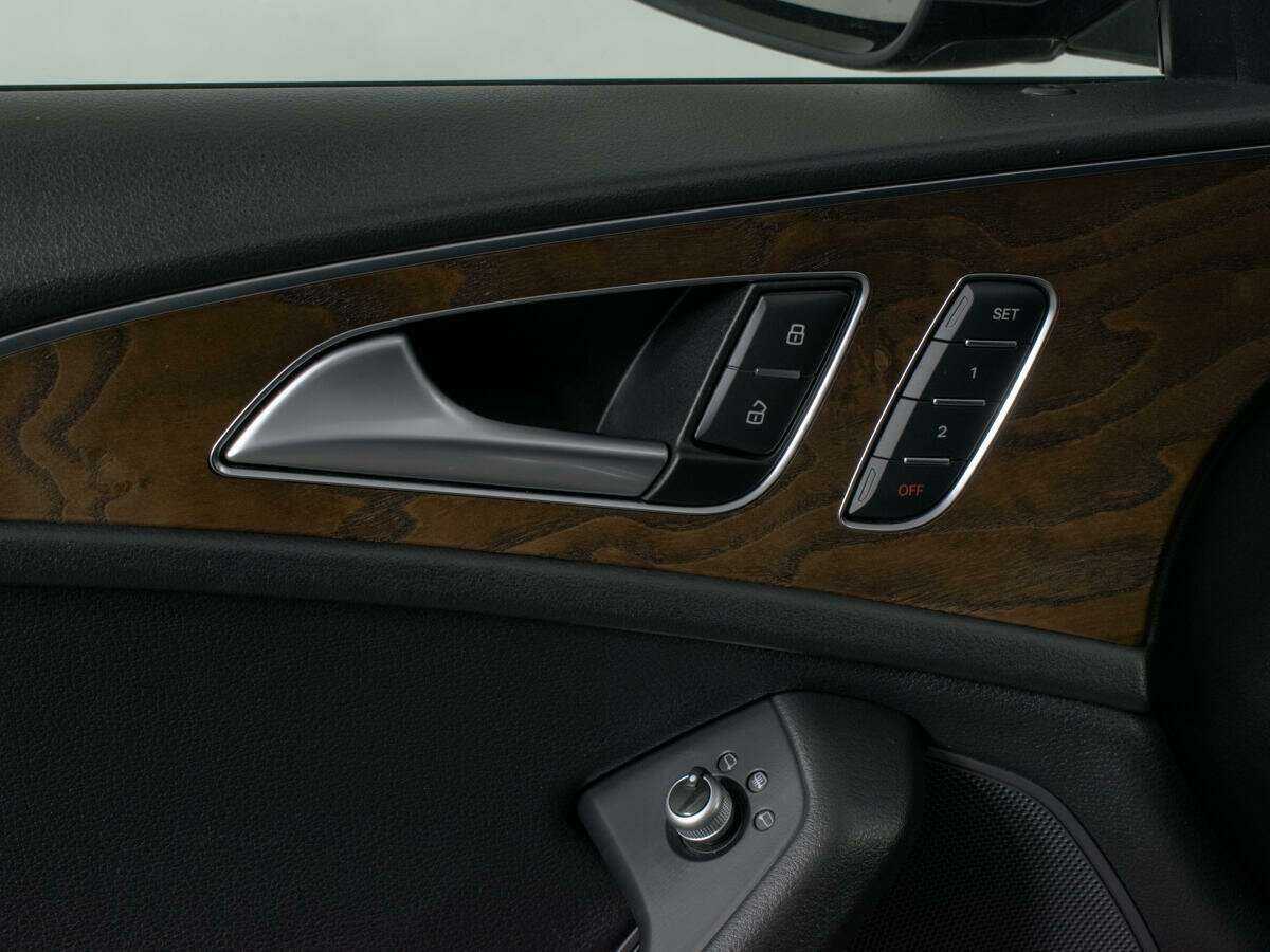 Б/У Ауди А6 2015 года. Фото: #17