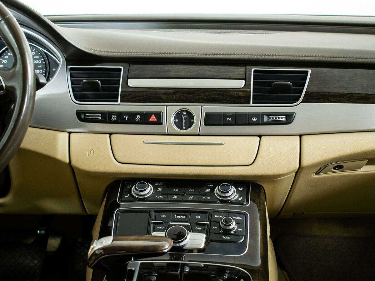 Б/У Ауди А8 2016 года. Фото: #7