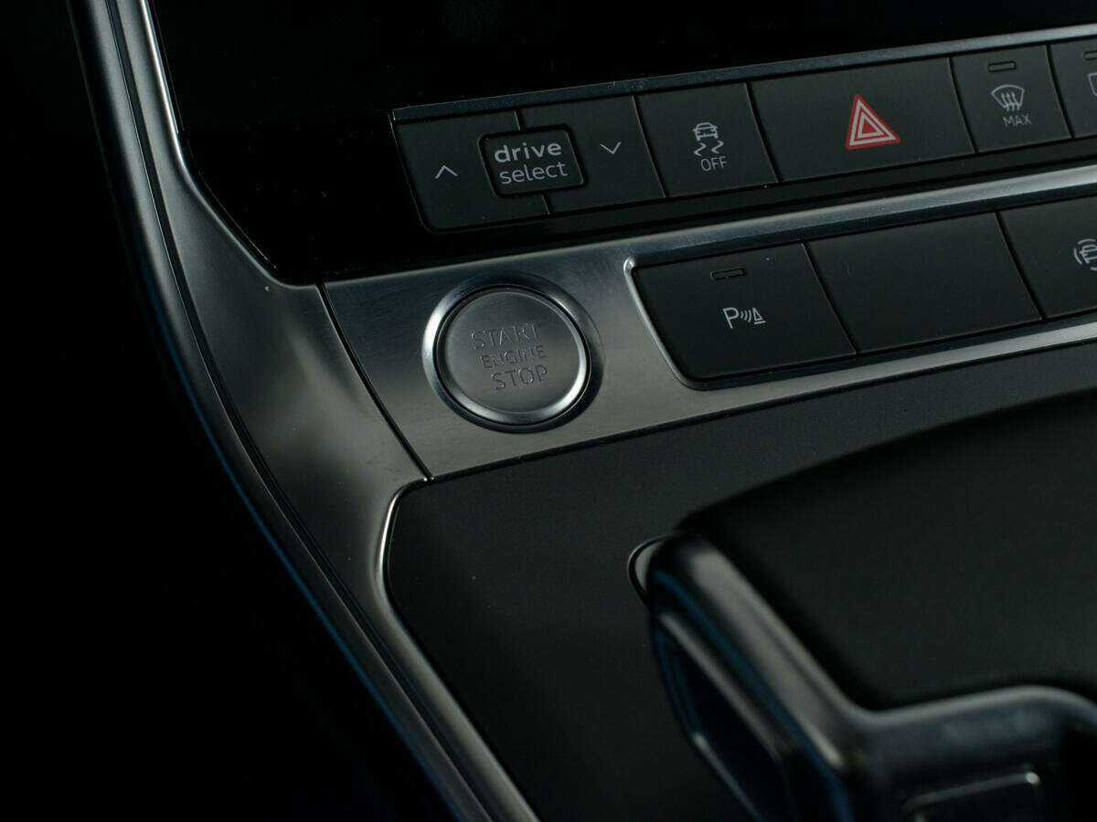 Б/У Ауди А6 2020 года. Фото: #17