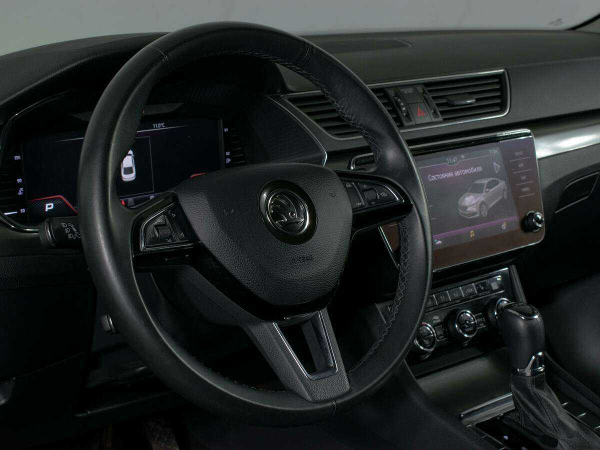 Б/У Шкода Суперб 2019 года. Фото: #13