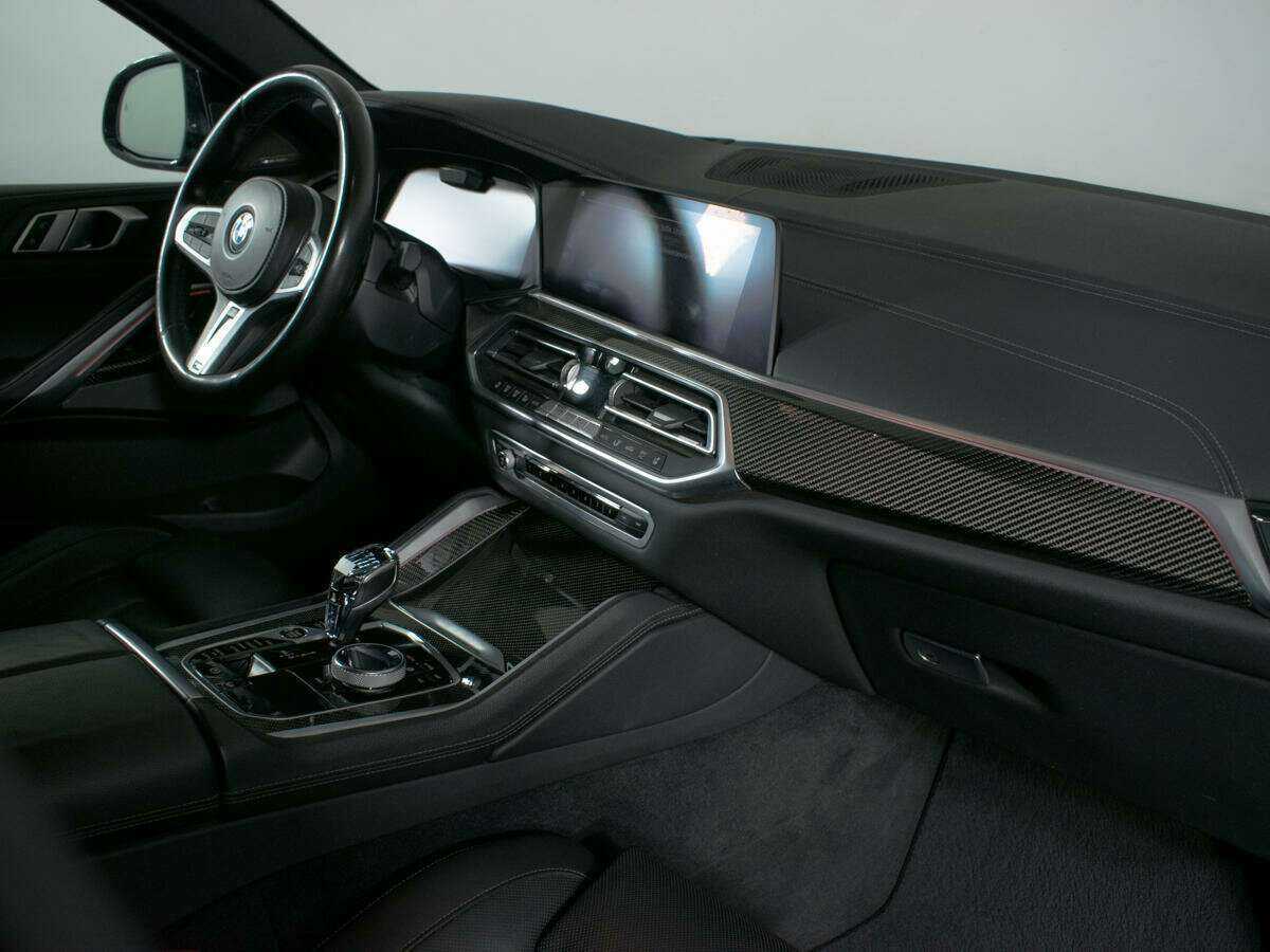 Б/У БМВ Икс6 2019 года. Фото: #8