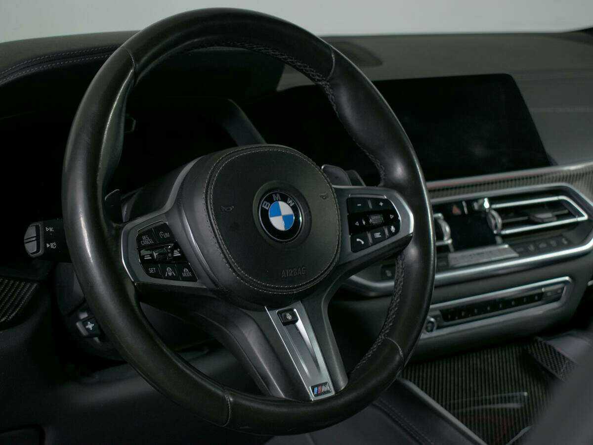 Б/У БМВ Икс6 2019 года. Фото: #15