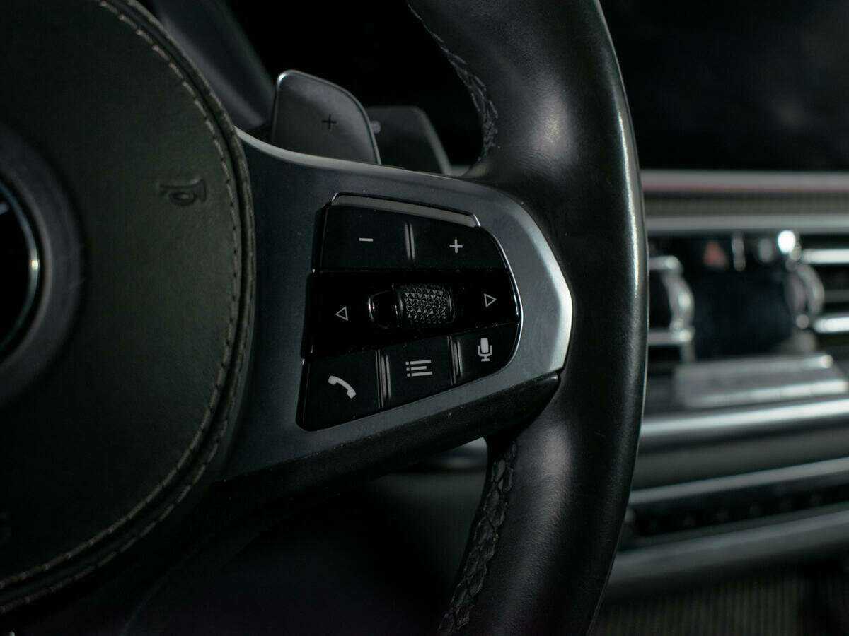 Б/У БМВ Икс6 2019 года. Фото: #17