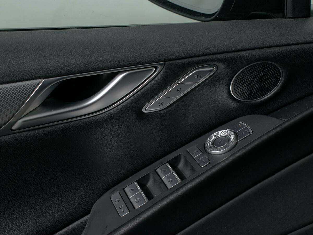 Б/У Генезис Г80 2021 года. Фото: #19