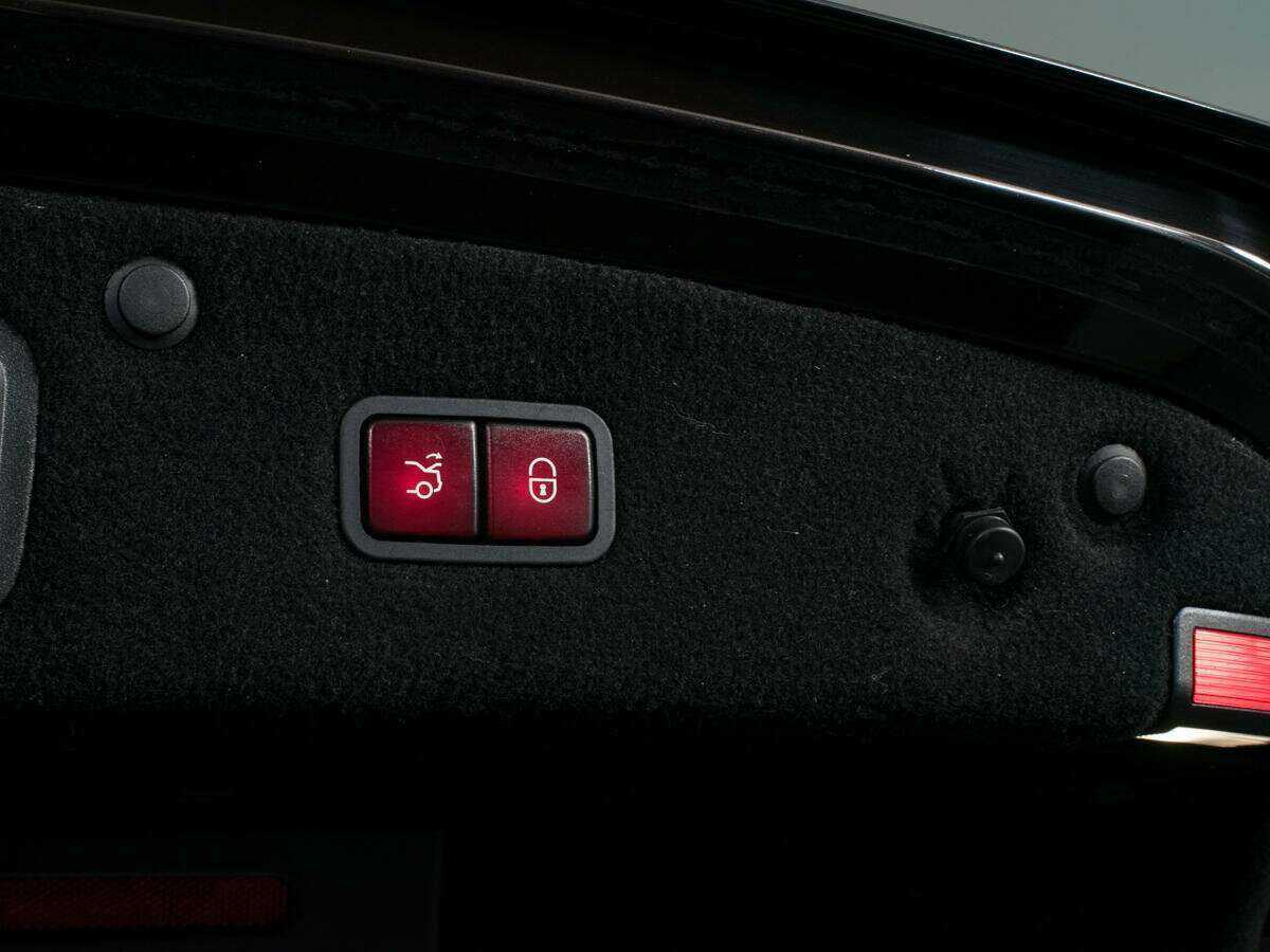 Б/У Мерседес-Бенц С-Класс АМГ 2015 года. Фото: #7