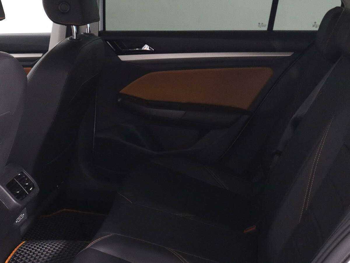 Б/У Фольксваген Бора 2022 года. Фото: #8