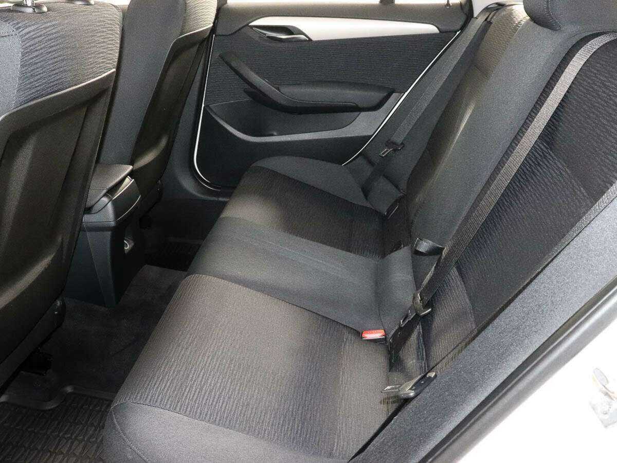 Б/У БМВ Икс1 2013 года. Фото: #8